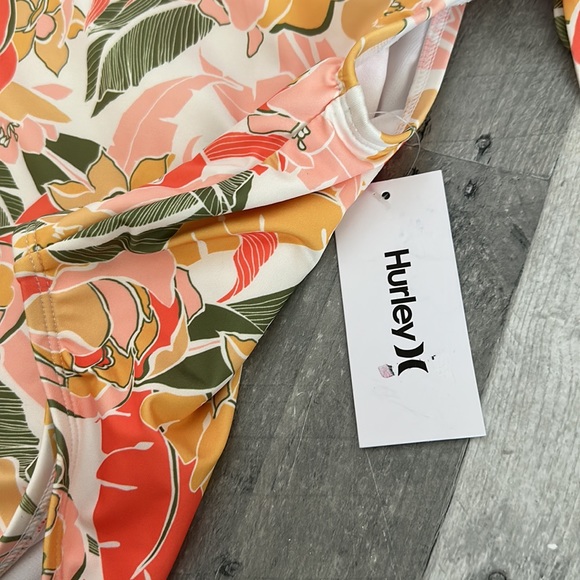 NWT HURLEY FLORAL PRINT One Piece Bathing Suit Size 1X - Picture 5 of 10